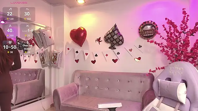 Snapshot of Summer_miller chatting on February 23, 11:07 am Summer miller online show from February 23, 11:07 am