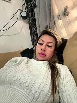 GisellTorres36 online show from November 17, 6:35 pm