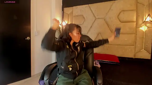 Julieta Slav3 online show from April 19, 2:55 am