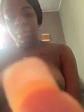 Priihmedeiros online show from November 19, 10:59 am