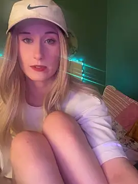 meadowmoon3 online show from March 12, 2:01 pm