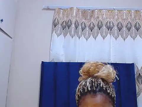 SweetJuicyPussy97 online show from July 9, 7:07 pm