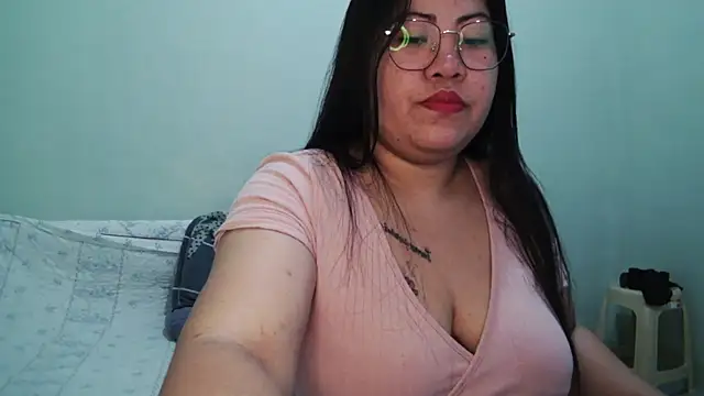 TeaseNPlease 13 online show from December 15, 9:52 pm