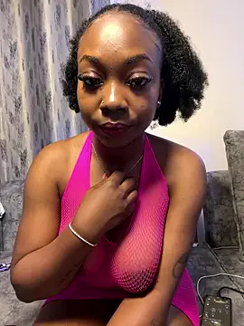 Snapshot of cocoluvx chatting on January 11, 5:45 am cocoluvx online show from January 11, 5:45 am