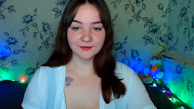 OliviaMontgommery online show from May 26, 1:51 pm
