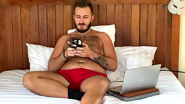 mrmaxiy online show from May 25, 7:47 am