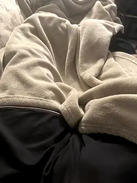 4dagals online show from October 3, 8:11 am