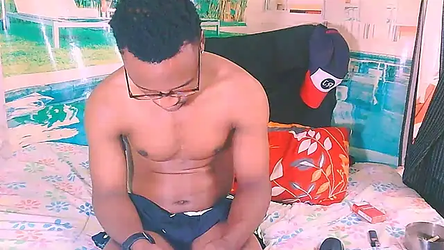 EbonyTiger69 online show from March 28, 11:26 pm