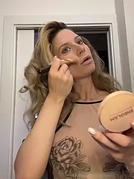 AvaMaddisson online show from February 13, 3:57 am