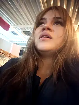 Snapshot of Scarlett_fox__ chatting on February 14, 2:19 am Scarlett fox online show from February 14, 2:19 am