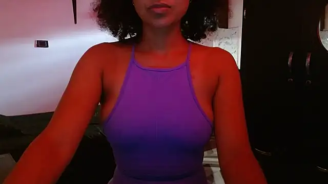 Seductress Malia online show from July 4, 6:03 pm