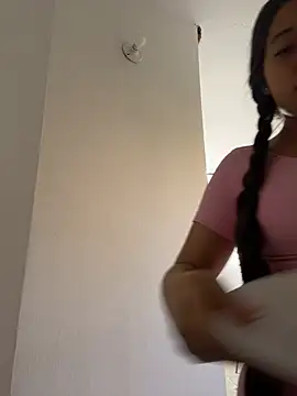 Nhefertary online show from March 4, 8:48 pm