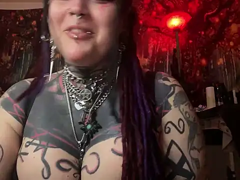 nyxvelon online show from February 3, 10:48 pm