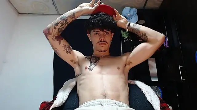 Snapshot of imsammytop chatting on January 9, 9:23 am imsammytop online show from January 9, 9:23 am