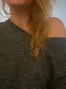 melisss2 online show from November 11, 2:39 pm