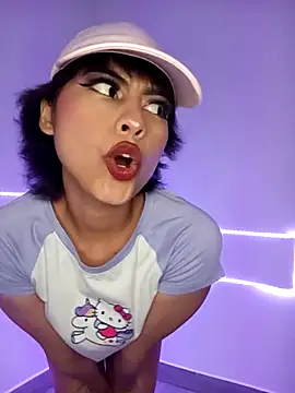 Snapshot of Eva_Feller69 chatting on October 28, 11:40 pm Eva Feller69 online show from October 28, 11:40 pm