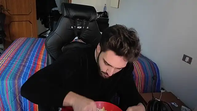 Al3xox02 online show from March 31, 2:06 pm