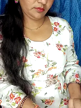 Rashmi 011 online show from March 18, 9:45 am