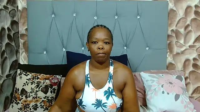 Bigboobsbooty online show from March 6, 5:37 am