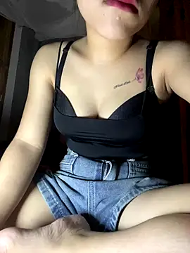 Lyly69699 online show from October 19, 5:30 am