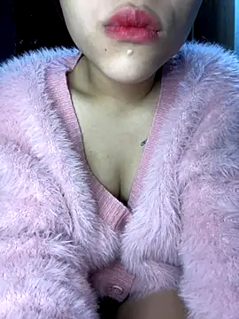 Lyly69699 online show from November 3, 1:19 am