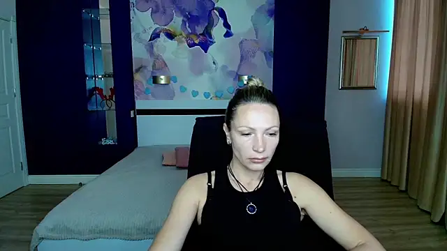 AlinaMoor online show from October 11, 6:01 am