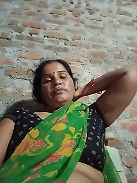 Snapshot of Nm_sanjna chatting on July 11, 11:06 pm Nm sanjna online show from July 11, 11:06 pm