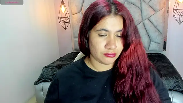 Addyy 02 online show from April 18, 8:53 pm