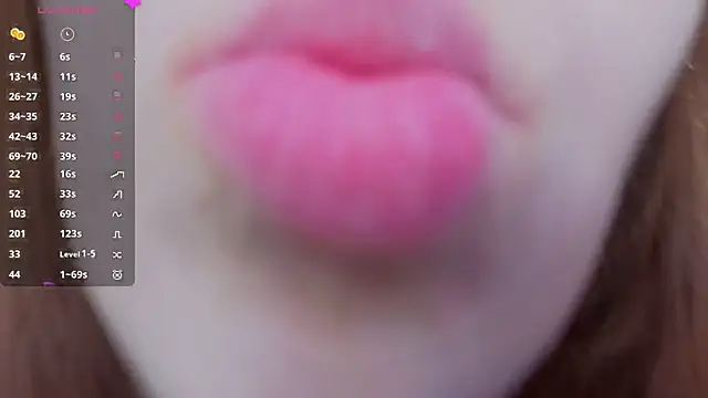 kitsun ne online show from April 13, 6:30 am