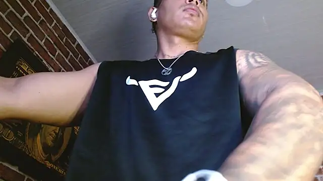 jordan bigcock  online show from April 15, 2:24 pm