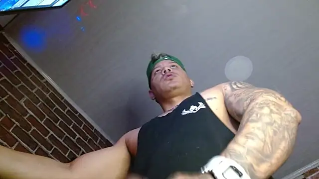 Snapshot of jordan_bigcock_ chatting on June 12, 6:18 pm jordan bigcock online show from June 12, 6:18 pm