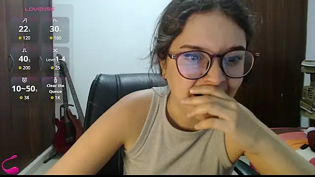 CarlaLorez online show from May 31, 2:20 am
