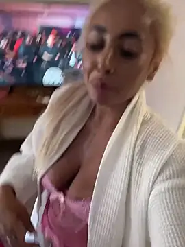 zara bellexx online show from April 23, 3:36 pm