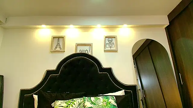 Snapshot of DenzelRios chatting on February 13, 8:38 pm DenzelRios online show from February 13, 8:38 pm