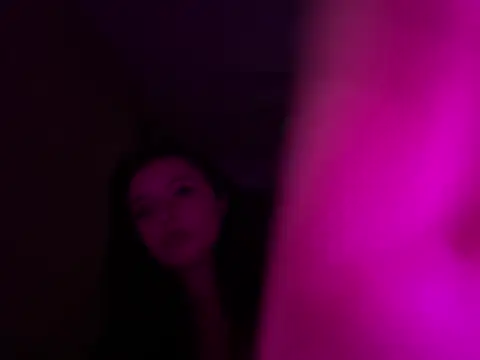 tiffanyxoxo515 online show from March 1, 9:11 am