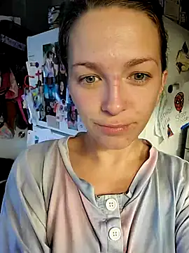 Snapshot of Cassaroll333 chatting on October 15, 1:33 pm Cassaroll333 online show from October 15, 1:33 pm