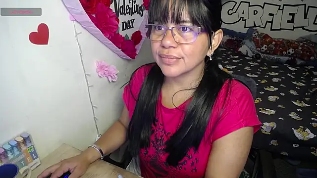 Miss  kendra  online show from May 15, 11:28 am