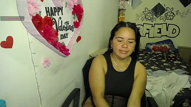 Miss  kendra  online show from July 11, 8:50 am