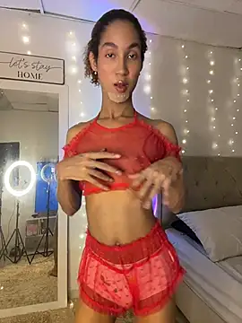 Chloe Celeste online show from August 8, 11:28 pm