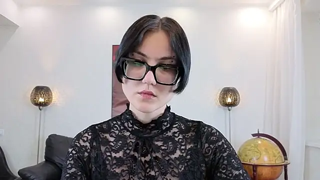 Marie Fitch online show from May 7, 1:55 am