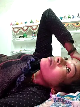 Snapshot of Co_punam chatting on November 2, 12:13 am Co punam online show from November 2, 12:13 am