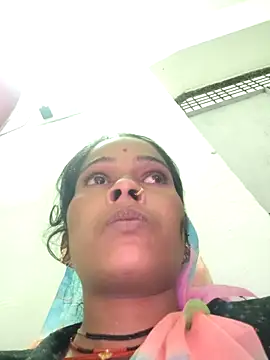 Snapshot of Co_punam chatting on November 4, 10:36 am Co punam online show from November 4, 10:36 am