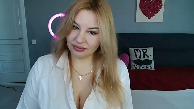 Passion-Blondy online show from February 10, 10:52 am