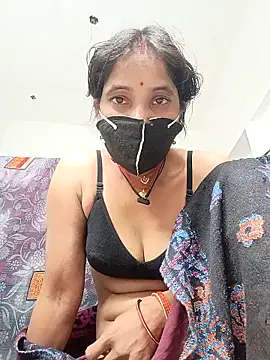 Snapshot of Cuty_tanya chatting on December 19, 4:47 pm Cuty tanya online show from December 19, 4:47 pm