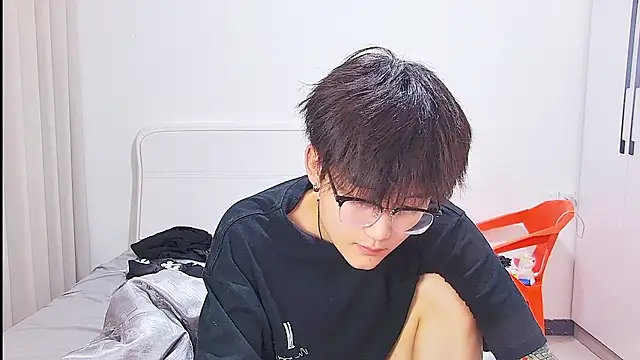Snapshot of KK-cuteboy chatting on June 25, 12:31 pm KK-cuteboy online show from June 25, 12:31 pm