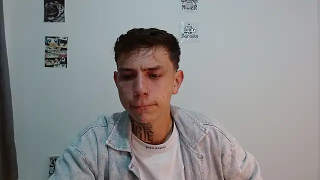 hot teo  online show from December 16, 9:58 am