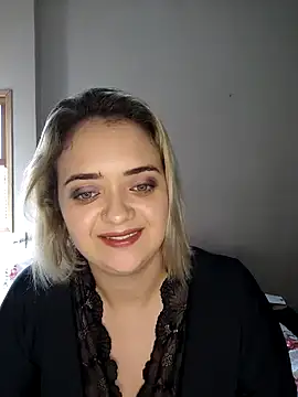 Snapshot of Lupy_foryou_sexy chatting on February 18, 12:12 pm Lupy foryou sexy online show from February 18, 12:12 pm