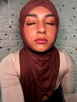 CelestSkyy online show from November 16, 9:20 pm