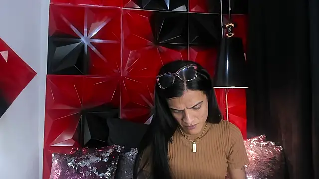 ZAMMIRA online show from February 13, 6:09 am