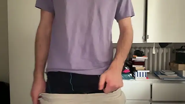 Snapshot of matrixx_9 chatting on January 14, 11:27 am matrixx 9 online show from January 14, 11:27 am